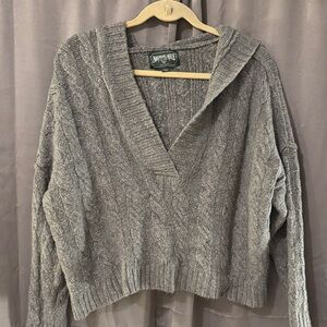 American Eagle Outfitters Gray Cable Knit V-Neck Sweater